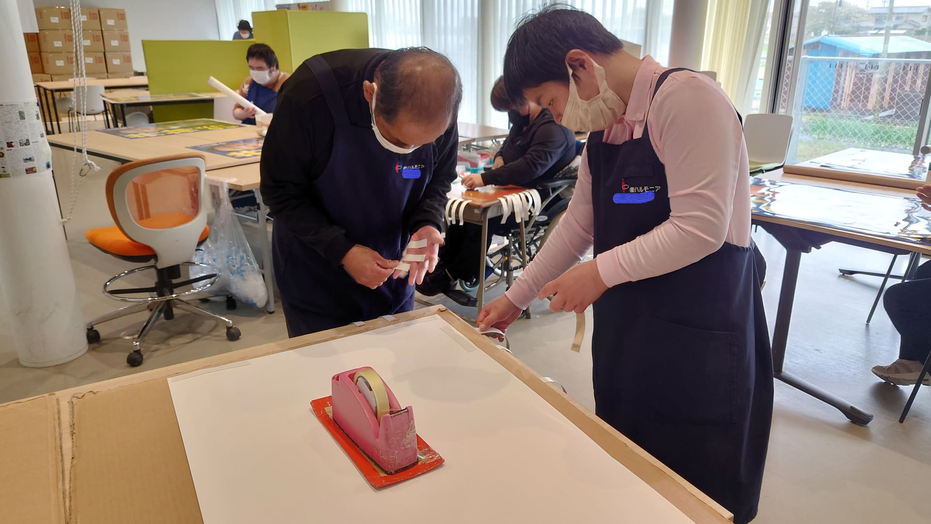 4月ポスター作業