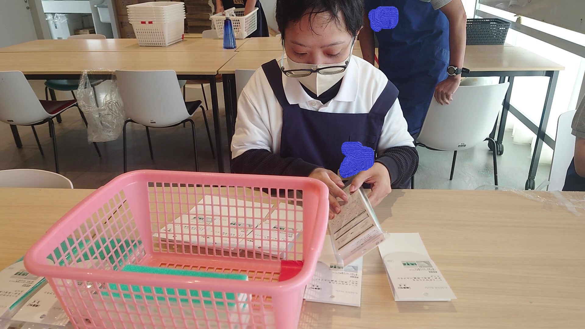 レック作業　袋詰め