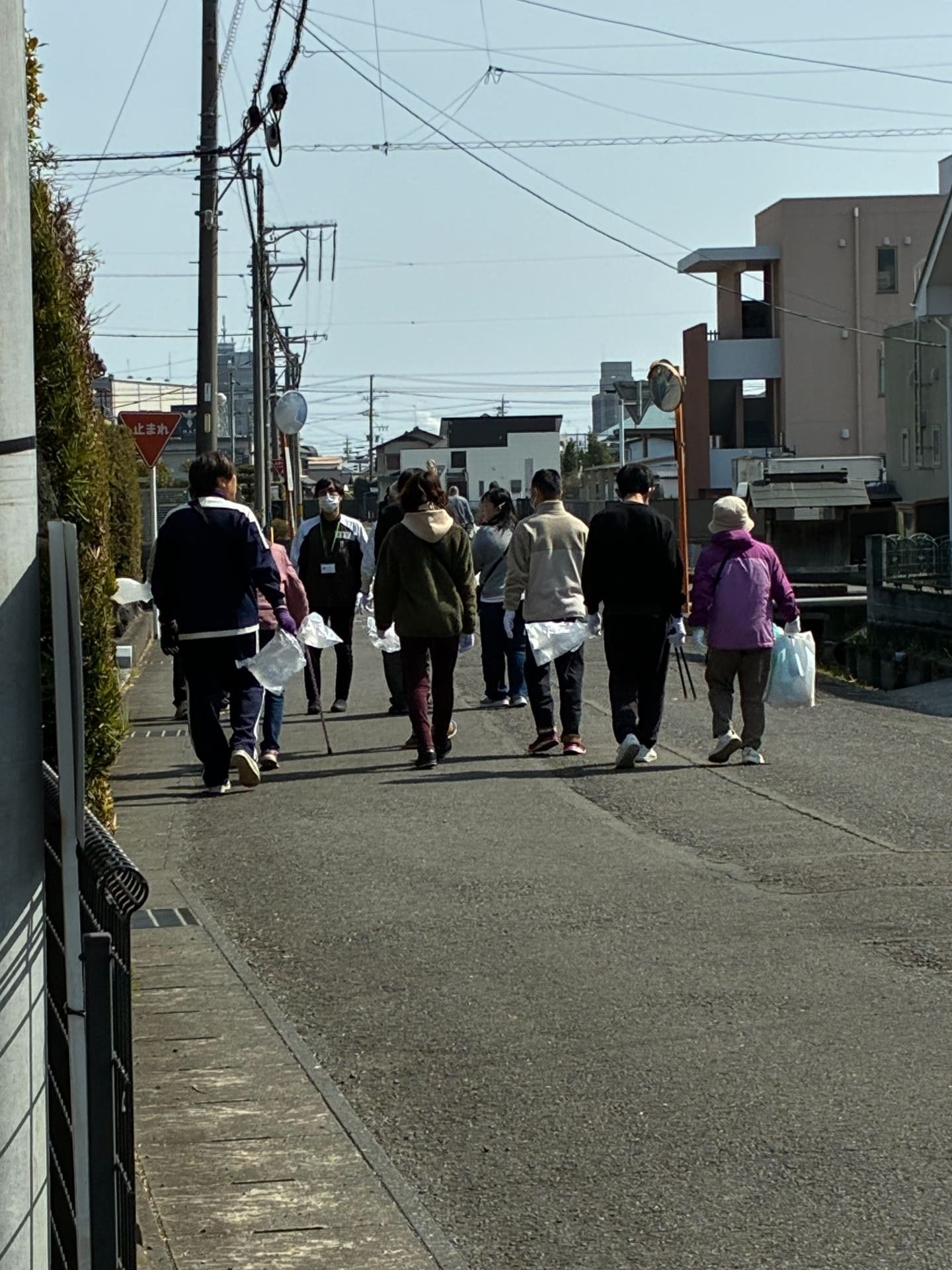 ゴミ拾い