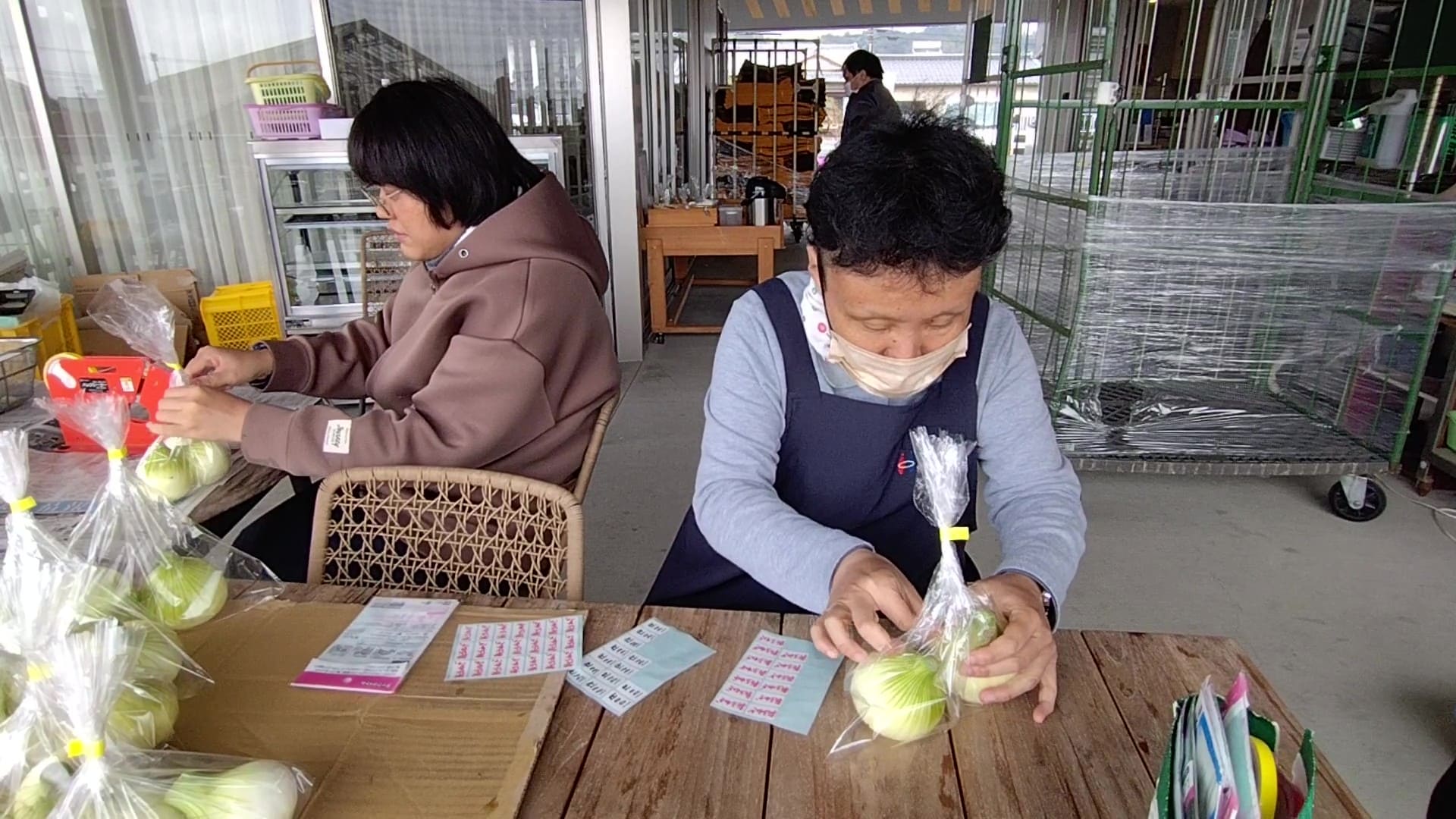 農園作業　値段貼り